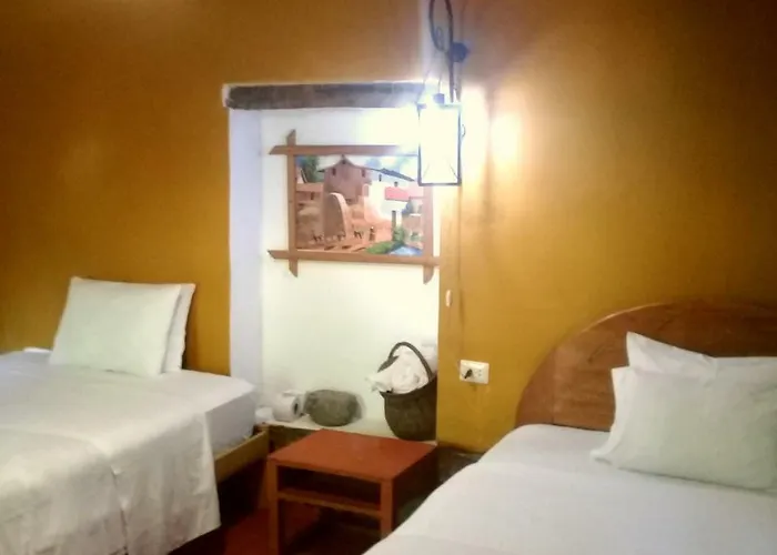 Caminantes Del Valle Hostel *