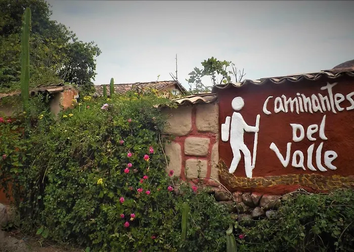 Hostel Caminantes Del Valle *