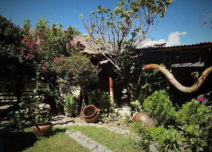 Caminantes Del Valle Hostel