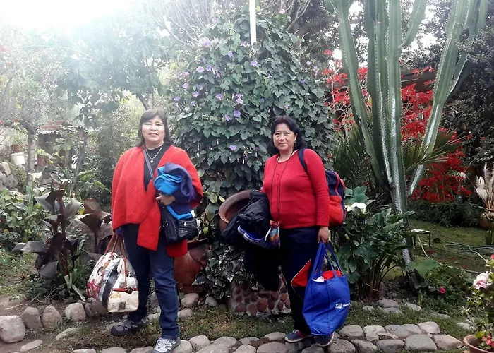 Hostel Caminantes Del Valle *